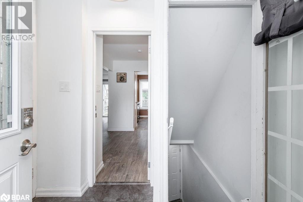 18 Christie Crescent, Barrie, Ontario  L4N 4W8 - Photo 5 - 40682742