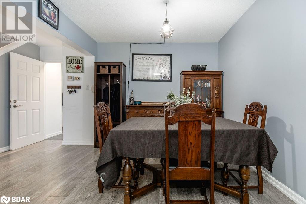 18 Christie Crescent, Barrie, Ontario  L4N 4W8 - Photo 8 - 40682742