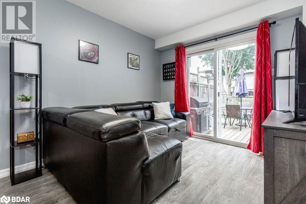 18 Christie Crescent, Barrie, Ontario  L4N 4W8 - Photo 9 - 40682742