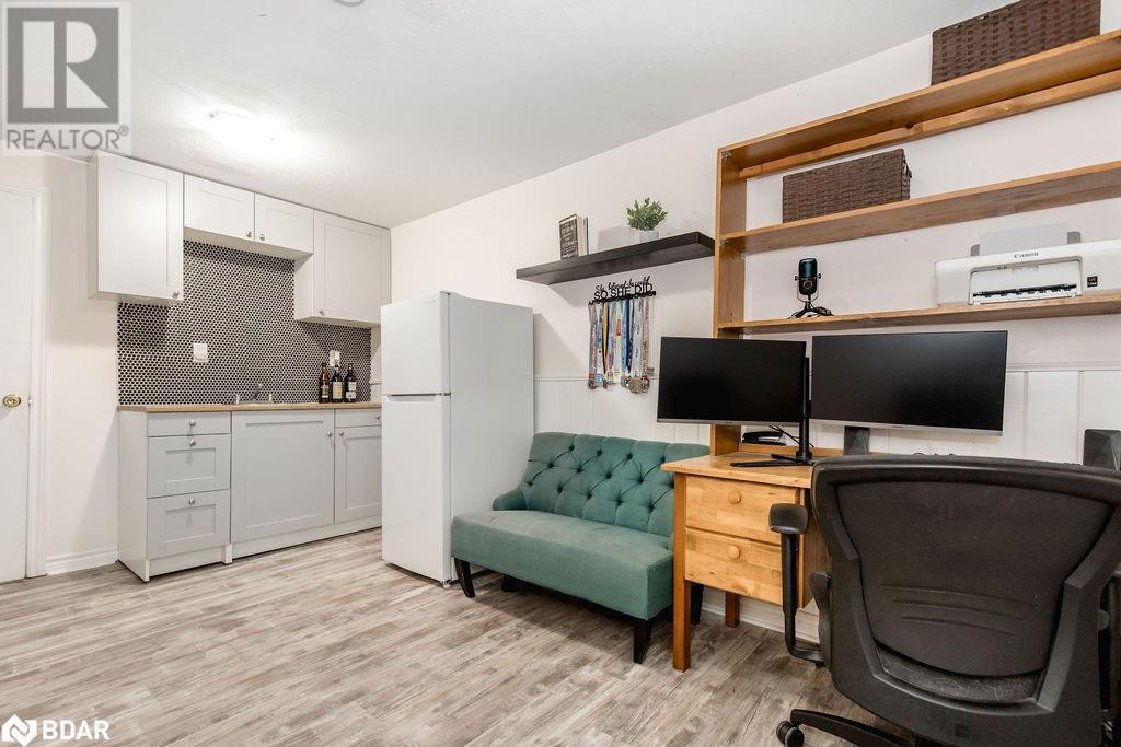 18 Christie Crescent, Barrie, Ontario  L4N 4W8 - Photo 27 - 40682742