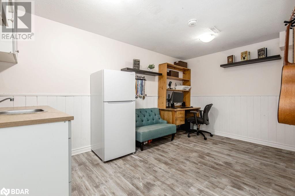 18 Christie Crescent, Barrie, Ontario  L4N 4W8 - Photo 26 - 40682742