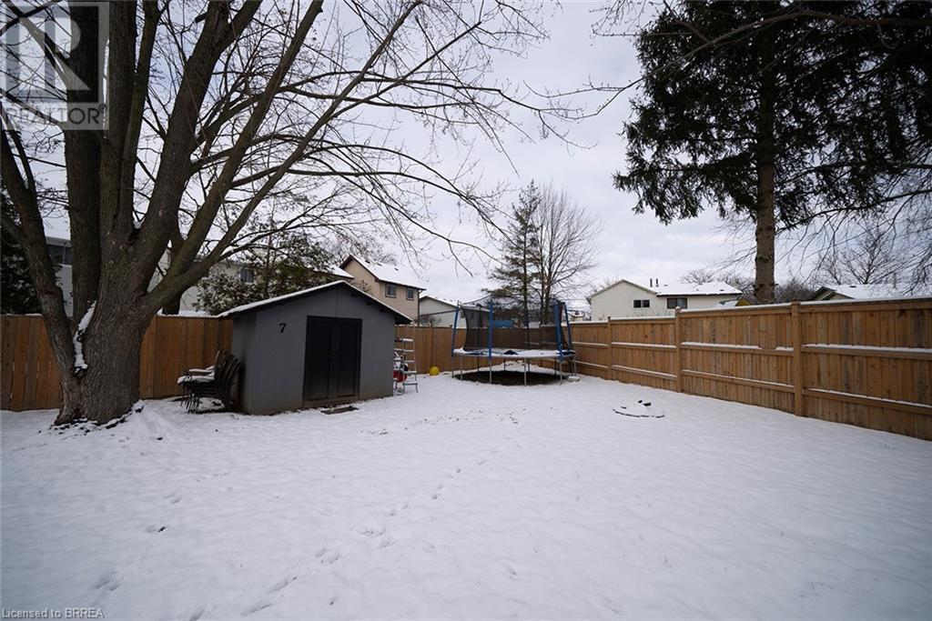 7 Fenwick Court, Brantford, Ontario  N3P 1B1 - Photo 22 - 40686345