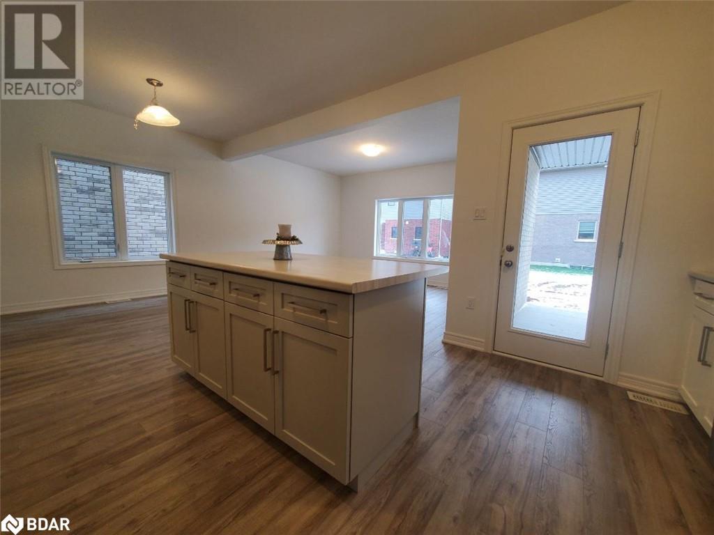 3 Kerr Street, Collingwood, Ontario  L9Y 4B3 - Photo 8 - 40687217