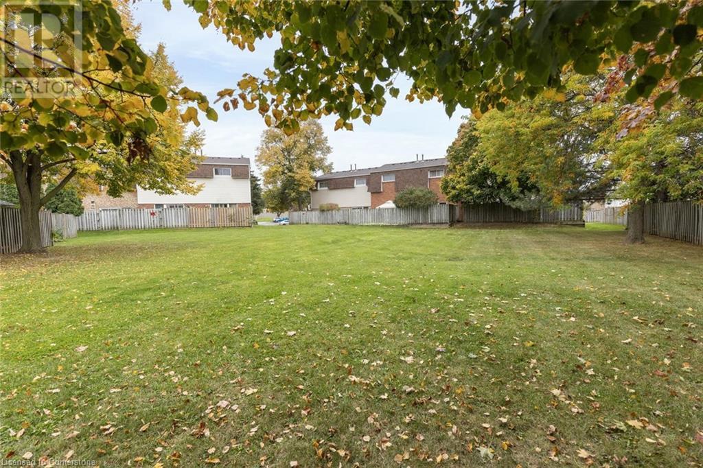 11 Harrisford Street Unit# 100, Hamilton, Ontario  L8K 6L7 - Photo 31 - 40687046