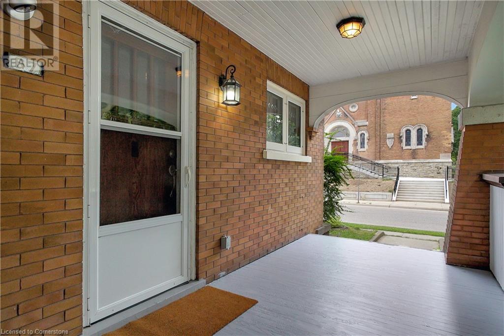 67 Moore Avenue, Kitchener, Ontario  N2H 3S2 - Photo 4 - 40687020