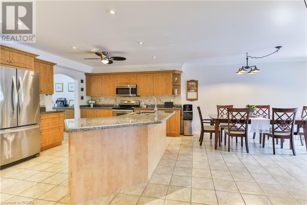 95 Blackburn Drive, Brantford, Ontario  N3T 6R3 - Photo 13 - 40672394