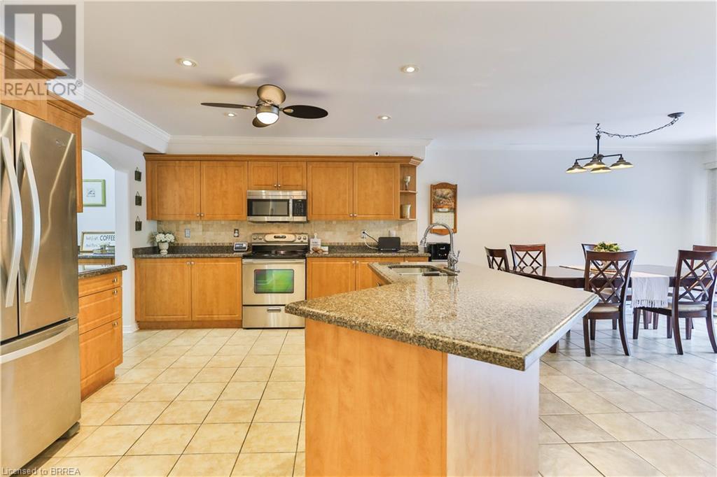 95 Blackburn Drive, Brantford, Ontario  N3T 6R3 - Photo 11 - 40672394