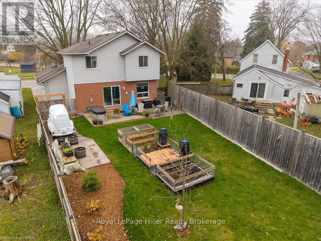 8 Oak Street, Stratford, Ontario  N5A 2G1 - Photo 38 - X11822837