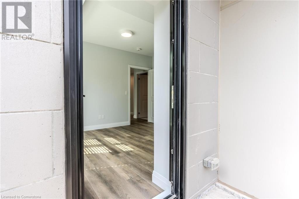 153 Wilson Street W Unit# 301, Hamilton, Ontario  L9G 1N4 - Photo 38 - 40687191