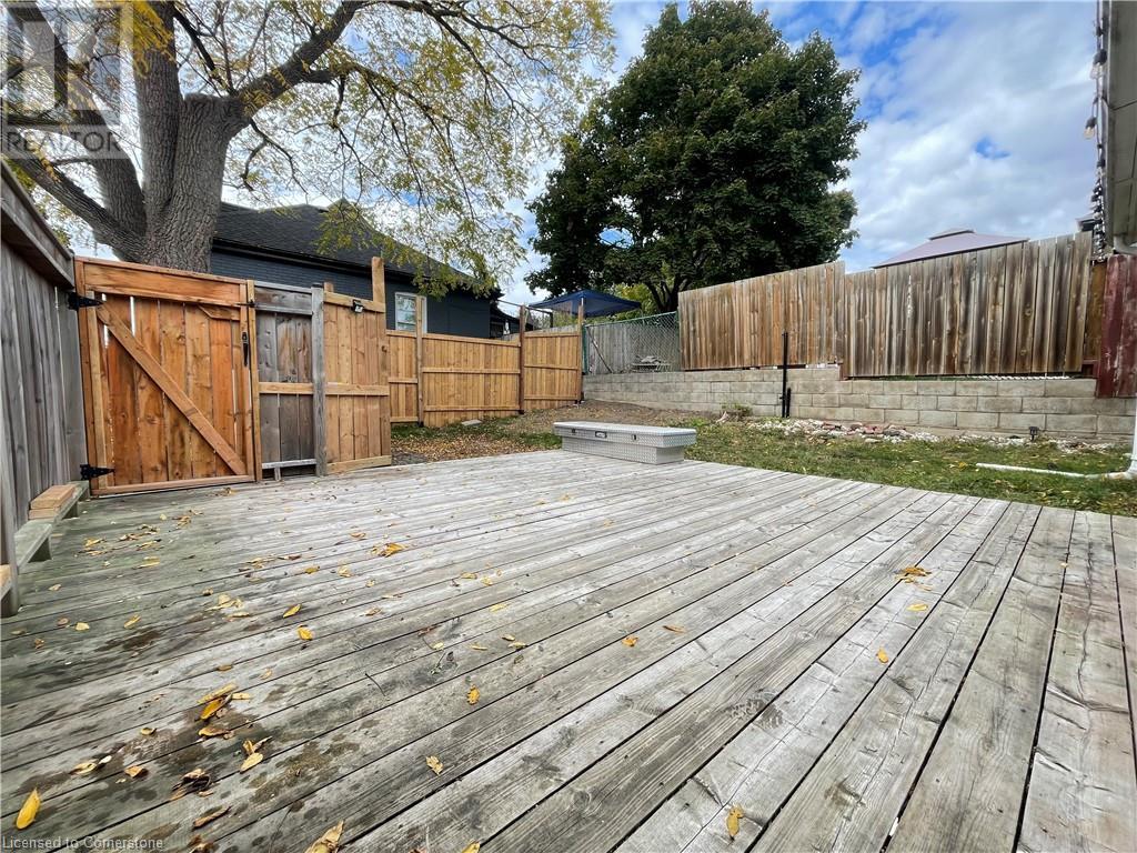 119 Superior Street, Brantford, Ontario  N3S 2K9 - Photo 20 - 40687019