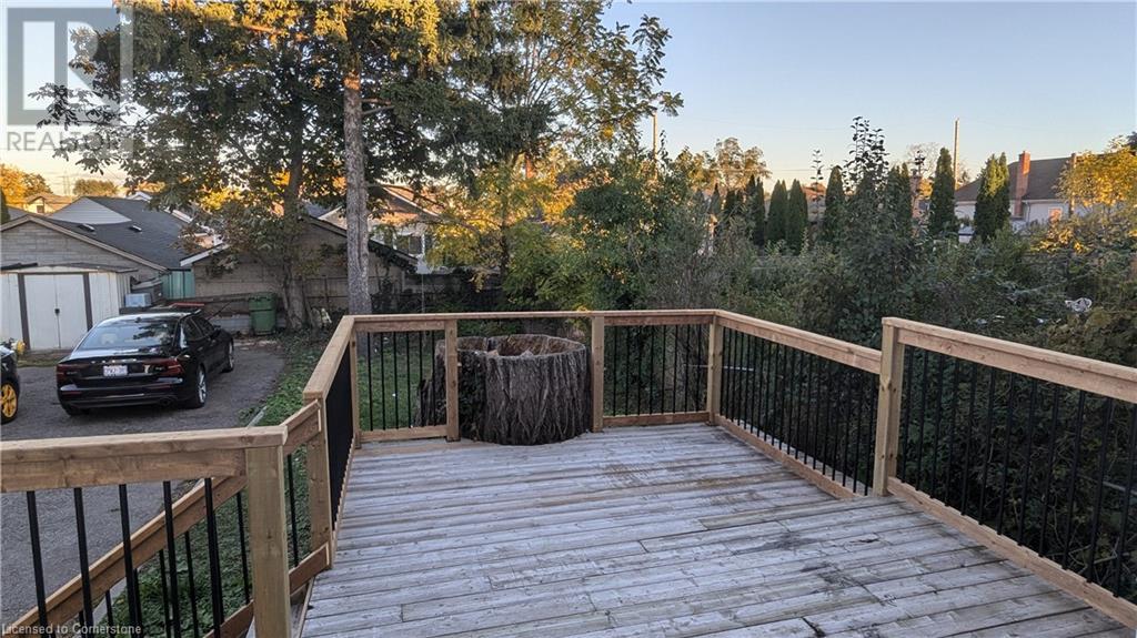 590 Woodward Avenue, Hamilton, Ontario  L8H 6P1 - Photo 13 - 40687165