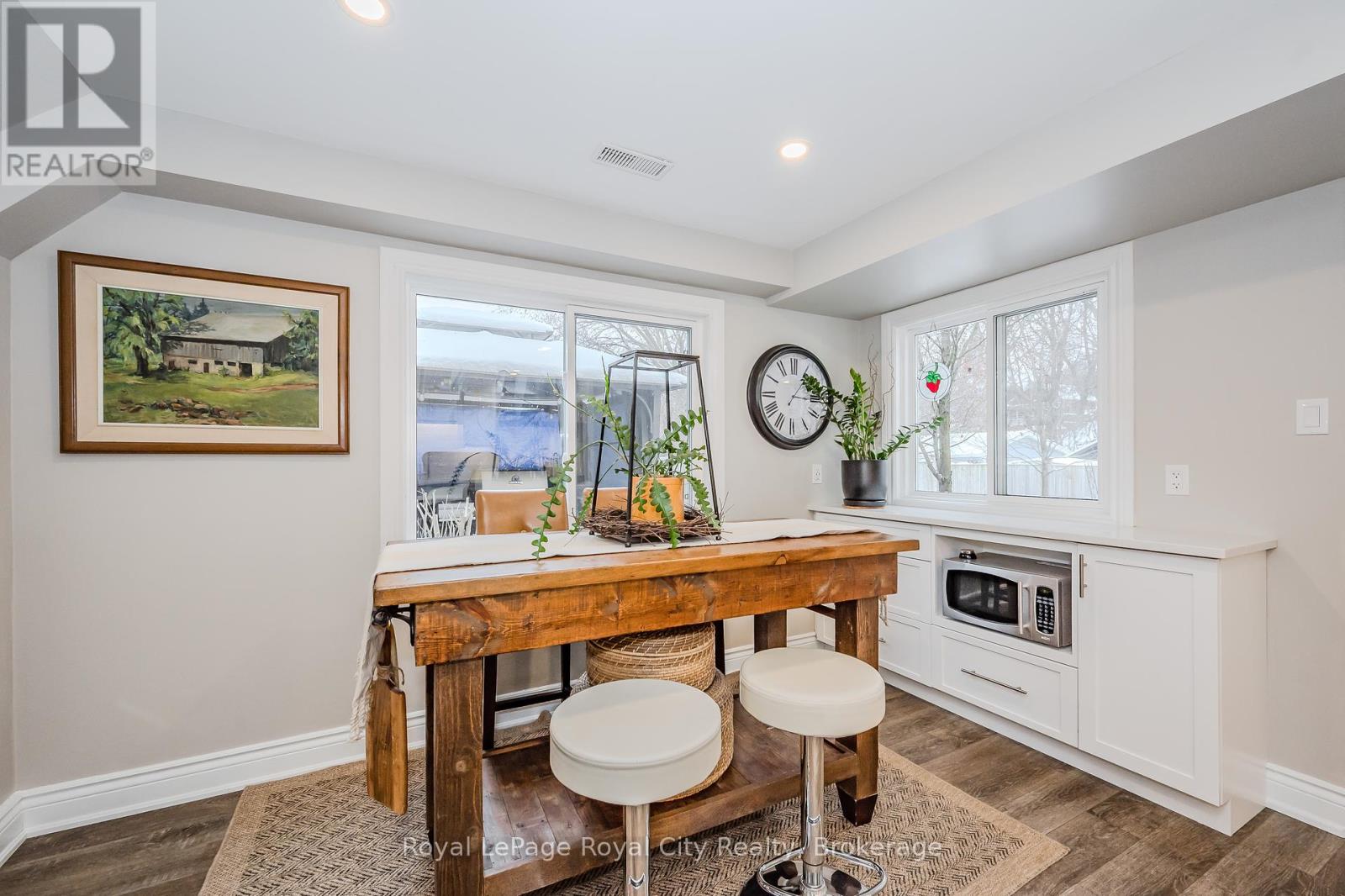 217 Bristol Street, Guelph, Ontario  N1H 3M3 - Photo 2 - X11905335