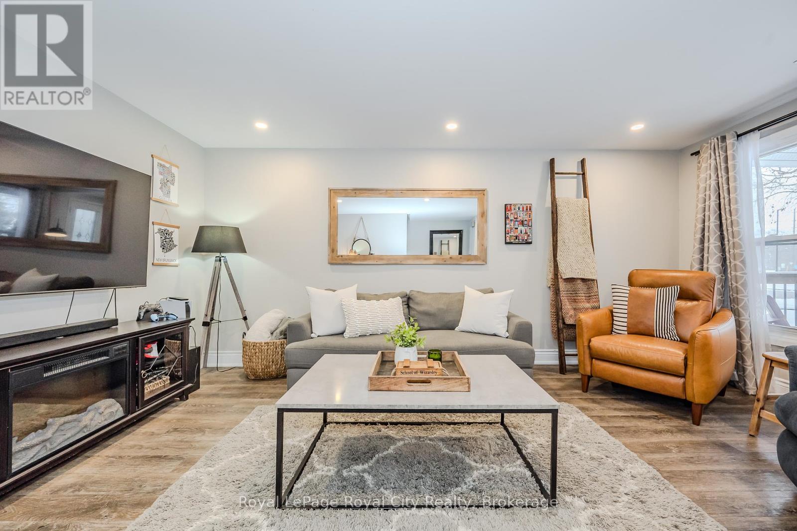 217 Bristol Street, Guelph, Ontario  N1H 3M3 - Photo 3 - X11905335
