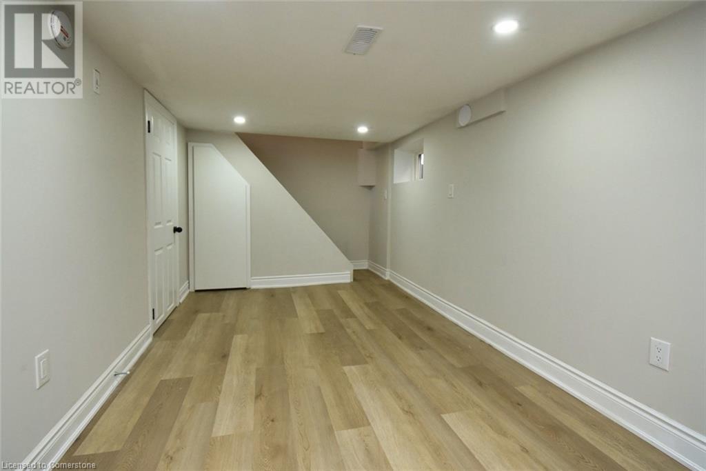 32 Vansitmart Avenue, Hamilton, Ontario  L8H 3A3 - Photo 28 - 40686978