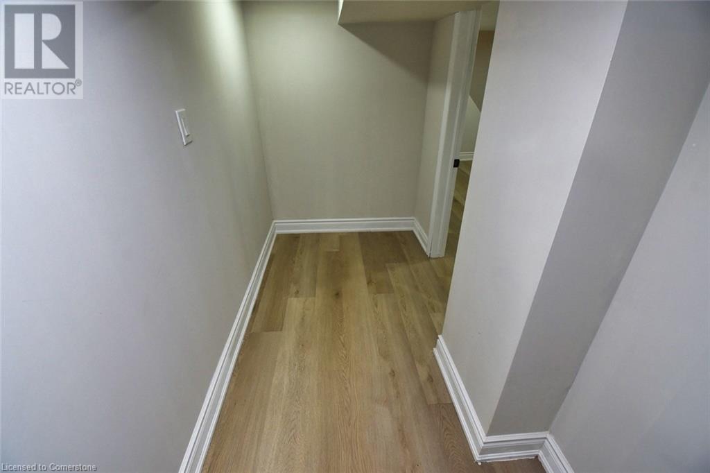 32 Vansitmart Avenue, Hamilton, Ontario  L8H 3A3 - Photo 33 - 40686978