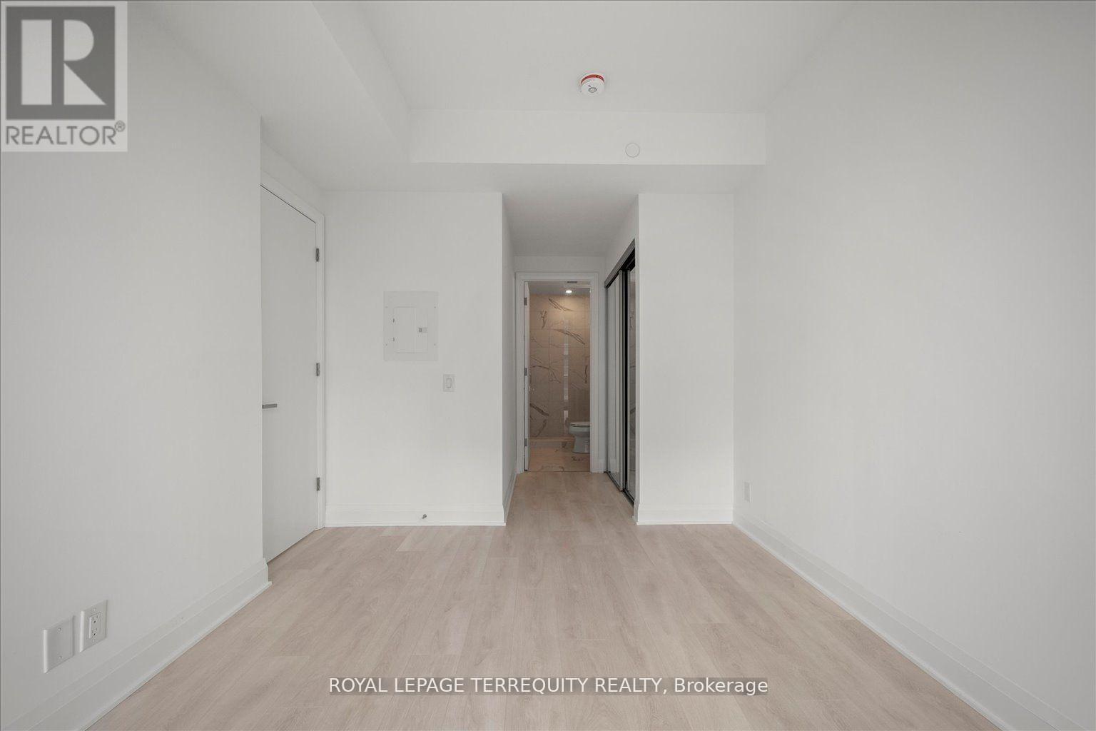 1406 - 33 Frederick Todd Way, Toronto, Ontario  M4G 0C9 - Photo 18 - C11905326