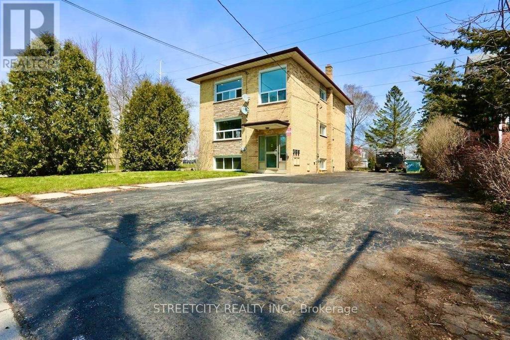 394 Thiel Street