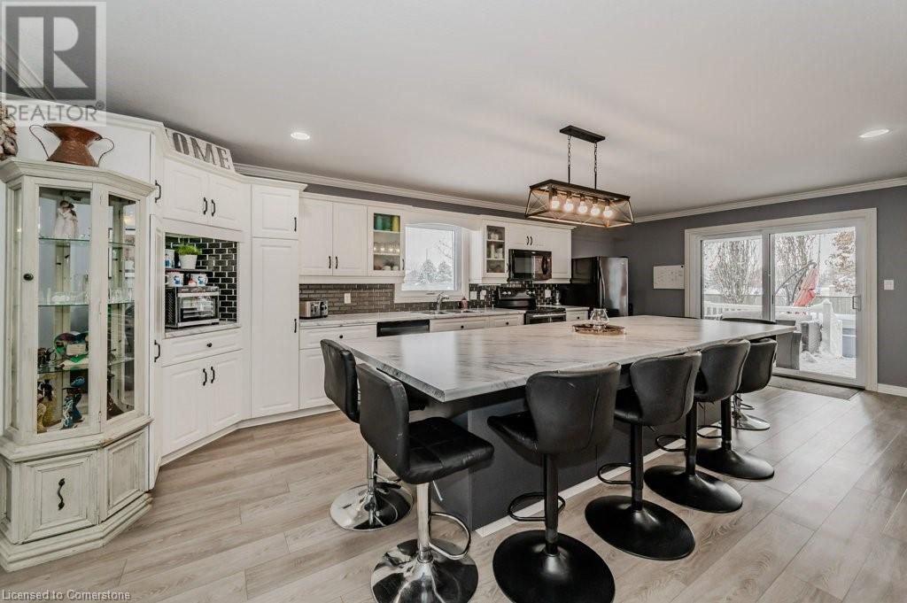 6 Abraham Drive N, Stratford, Ontario  N5A 8A9 - Photo 7 - 40687227