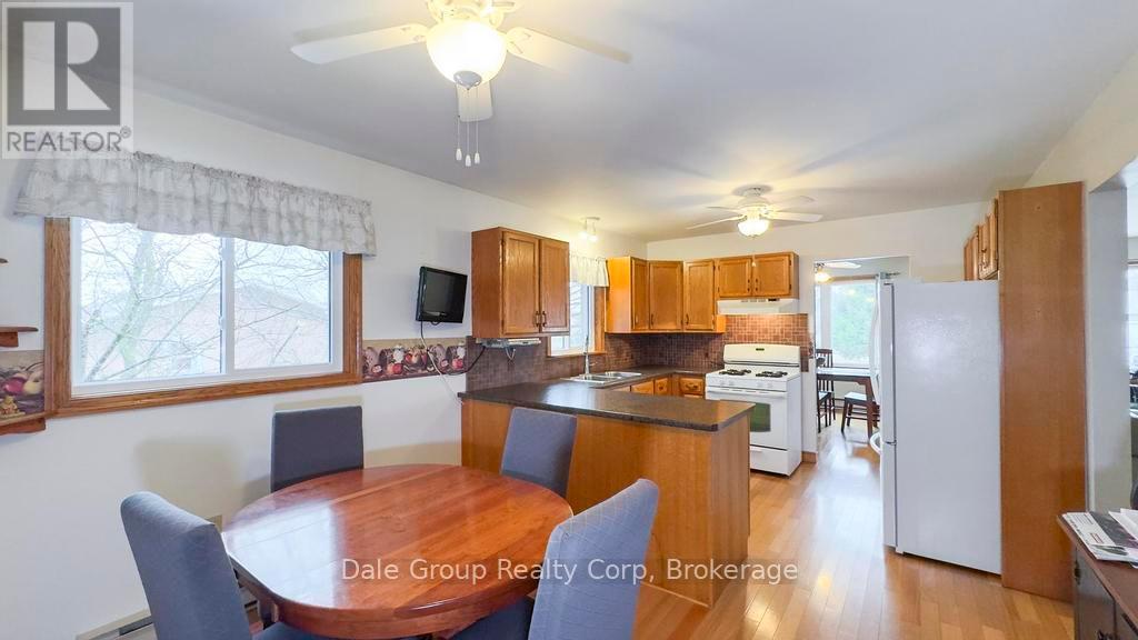 25 Jordan  (Belgrave) Drive, North Huron, Ontario  N0G 1E0 - Photo 13 - X11905463