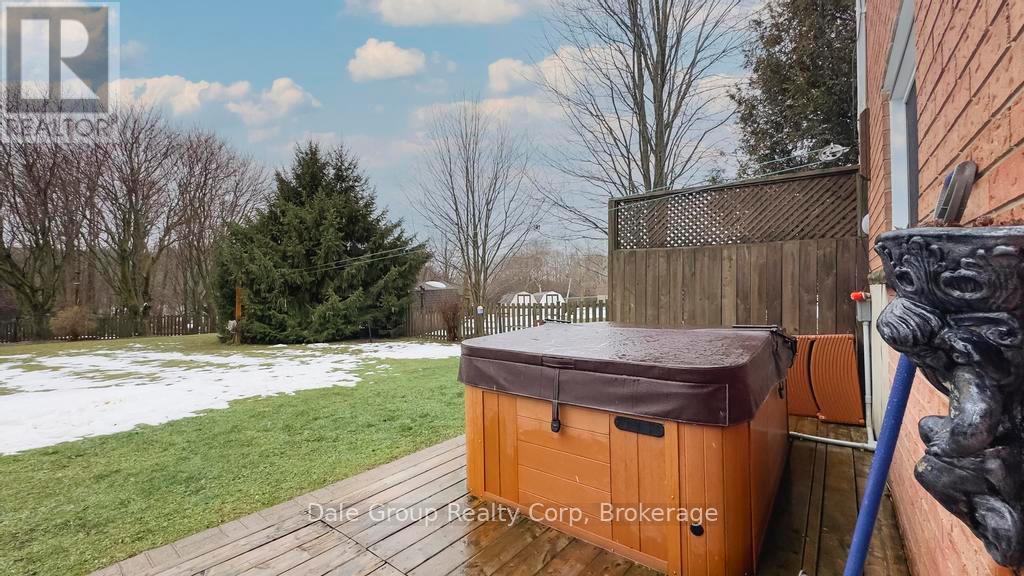 25 Jordan  (Belgrave) Drive, North Huron, Ontario  N0G 1E0 - Photo 33 - X11905463