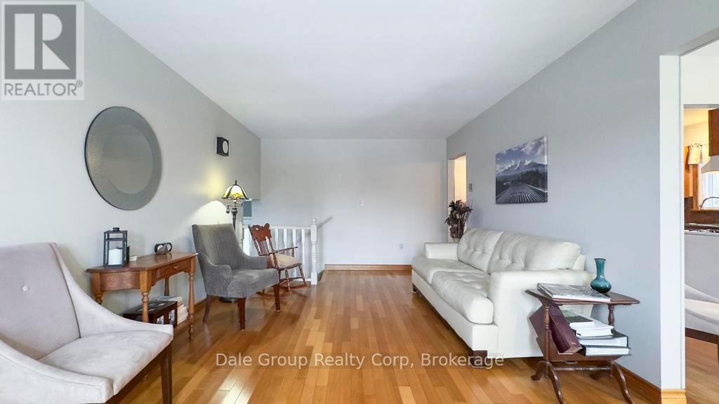 25 Jordan  (Belgrave) Drive, North Huron, Ontario  N0G 1E0 - Photo 5 - X11905463