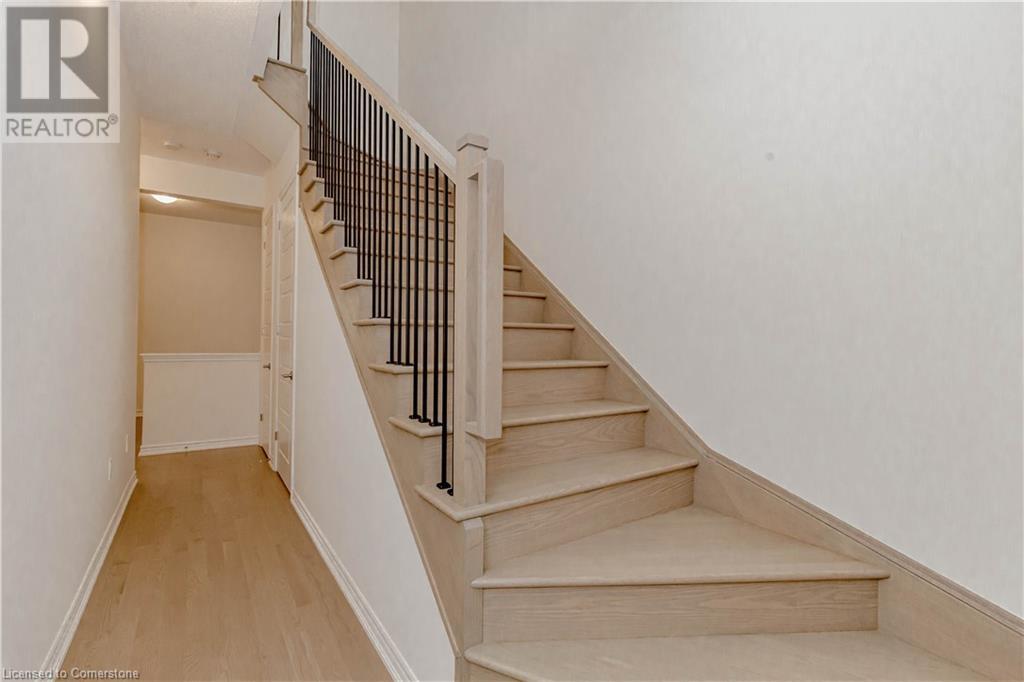 272 Madelaine Drive, Barrie, Ontario  L9J 0P4 - Photo 5 - 40687261