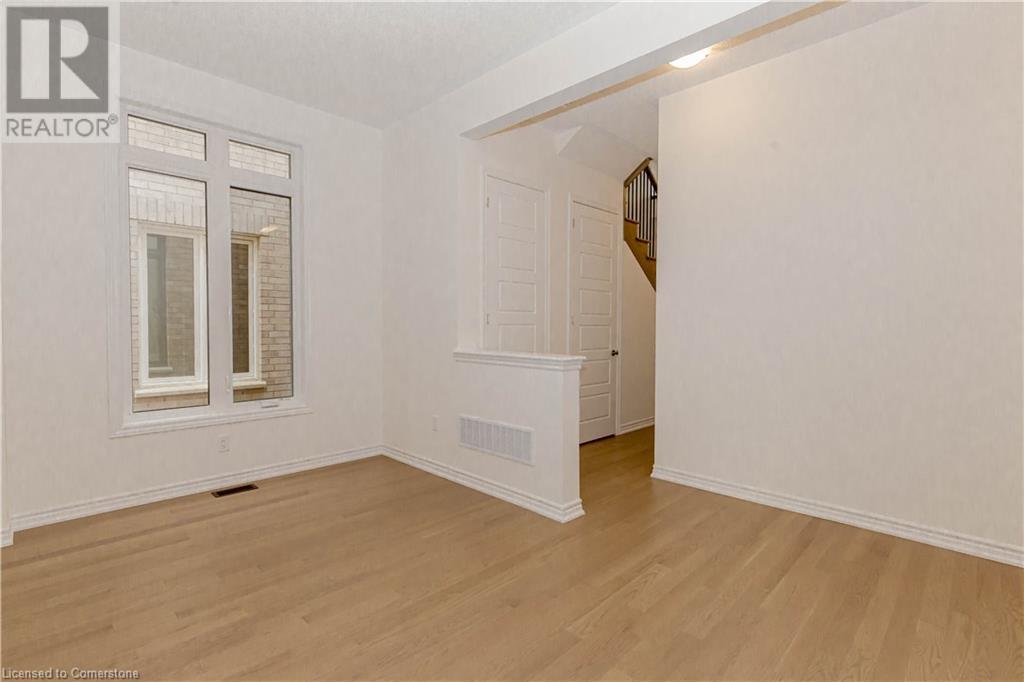 272 Madelaine Drive, Barrie, Ontario  L9J 0P4 - Photo 7 - 40687261