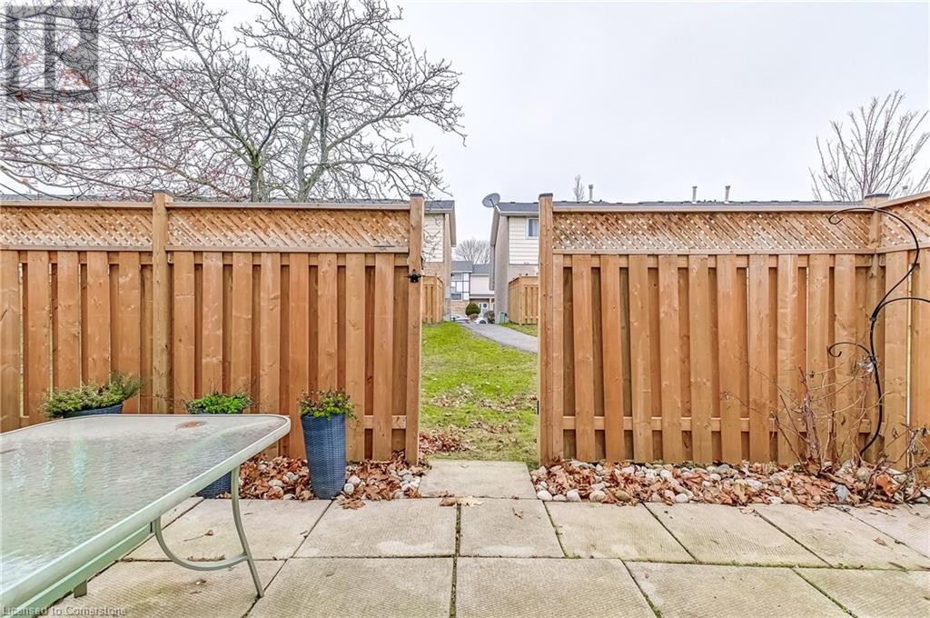 100 St Andrews Court Unit# 13, Hamilton, Ontario  L8K 6H2 - Photo 28 - 40686726