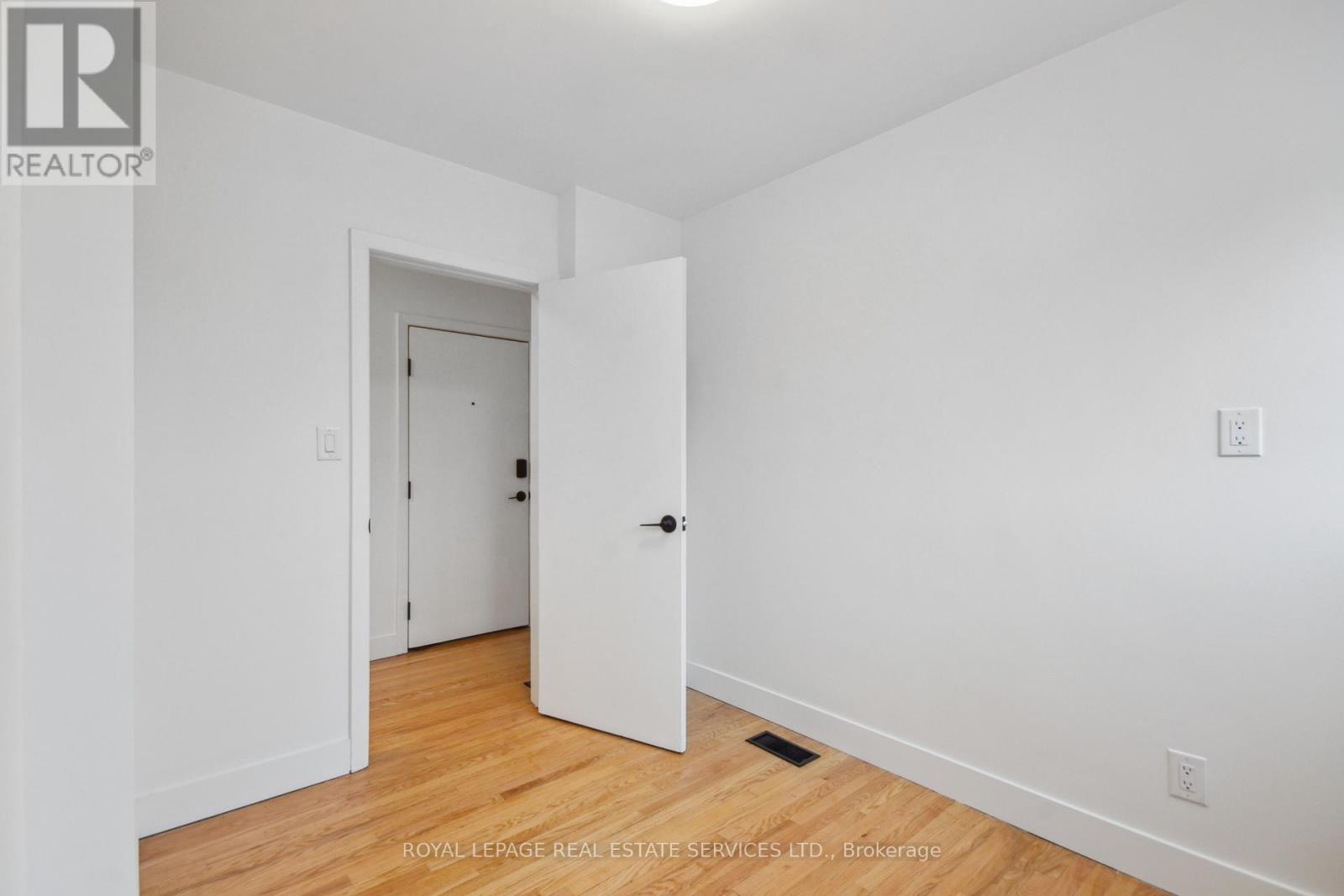 100 - 1 Yorkview Drive, Toronto, Ontario  M8Z 2E7 - Photo 15 - W11905481