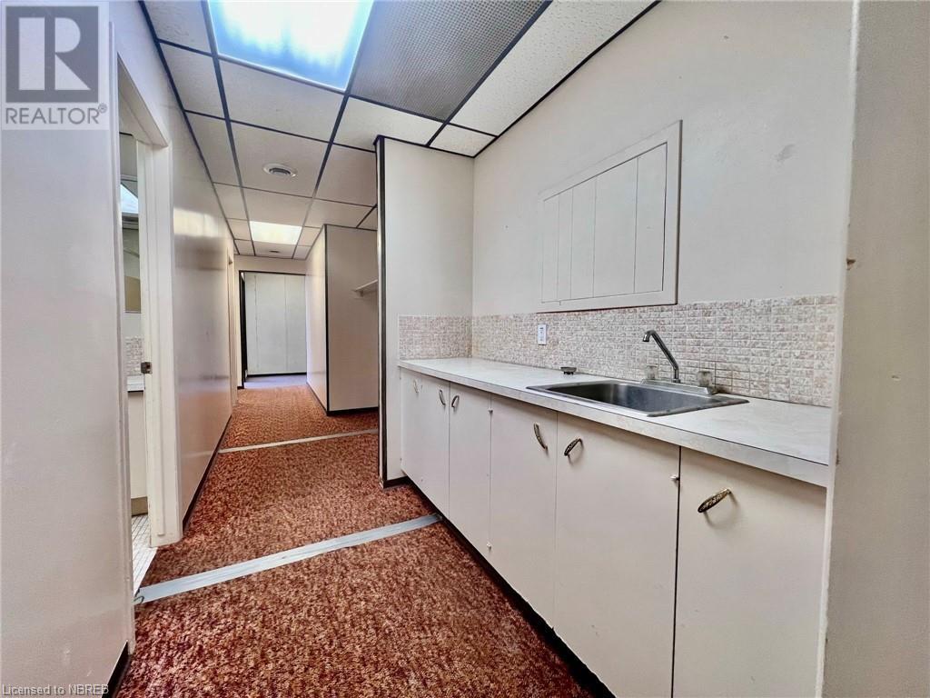 391 Main Street E Unit# 3/upstairs, North Bay, Ontario  P1B 1B3 - Photo 14 - 40686311