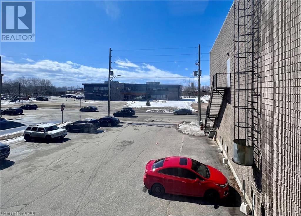 391 Main Street E Unit# 3/upstairs, North Bay, Ontario  P1B 1B3 - Photo 15 - 40686311