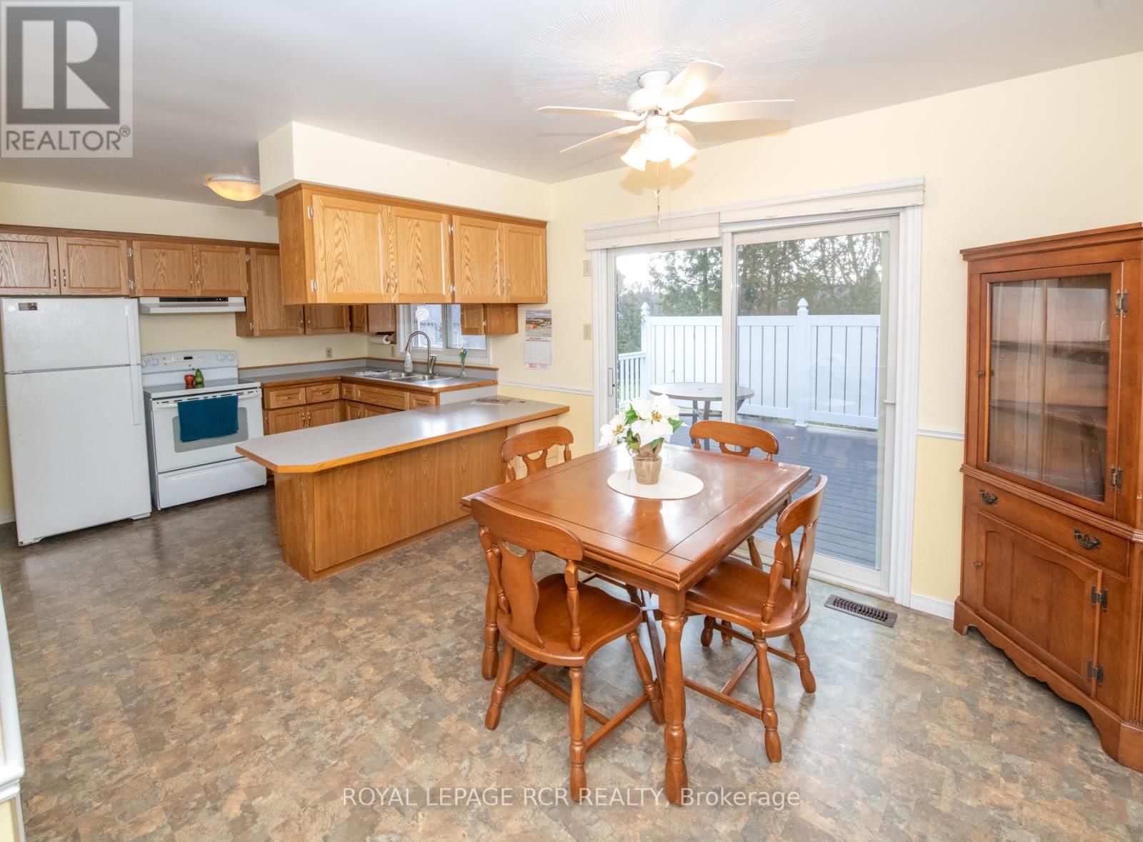 180 Miller Street, Wellington North, Ontario  N0G 2L3 - Photo 12 - X11822803