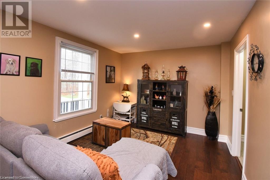 888 Mckenzie Road, Oneida, Ontario  N3W 2B5 - Photo 18 - 40687226