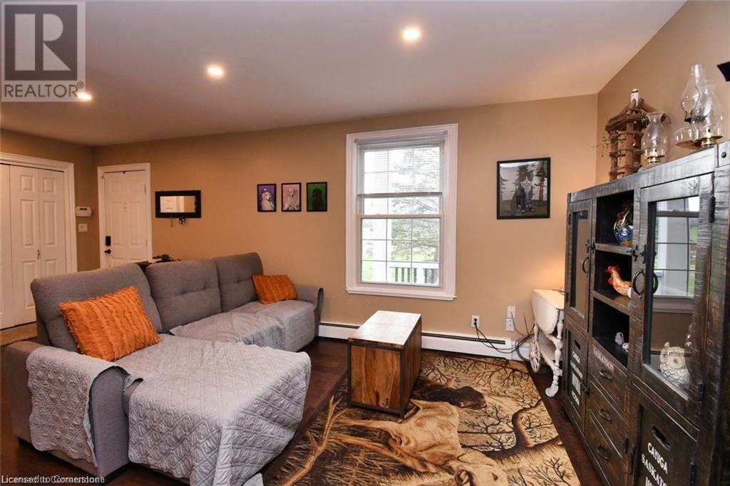 888 Mckenzie Road, Oneida, Ontario  N3W 2B5 - Photo 19 - 40687226