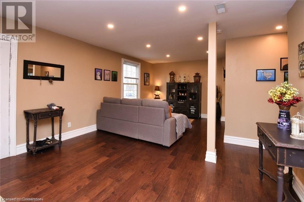 888 Mckenzie Road, Oneida, Ontario  N3W 2B5 - Photo 46 - 40687226