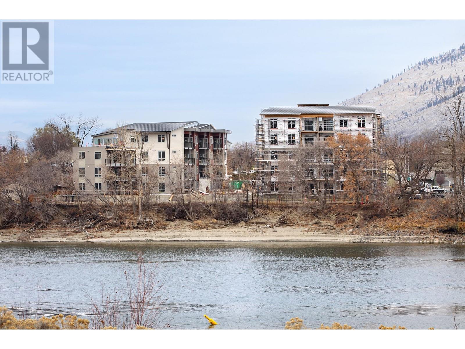 Property at 207 ROYAL Avenue Unit# 201 image 4