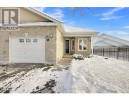 72 LA CROISEE STREET, russell, Ontario