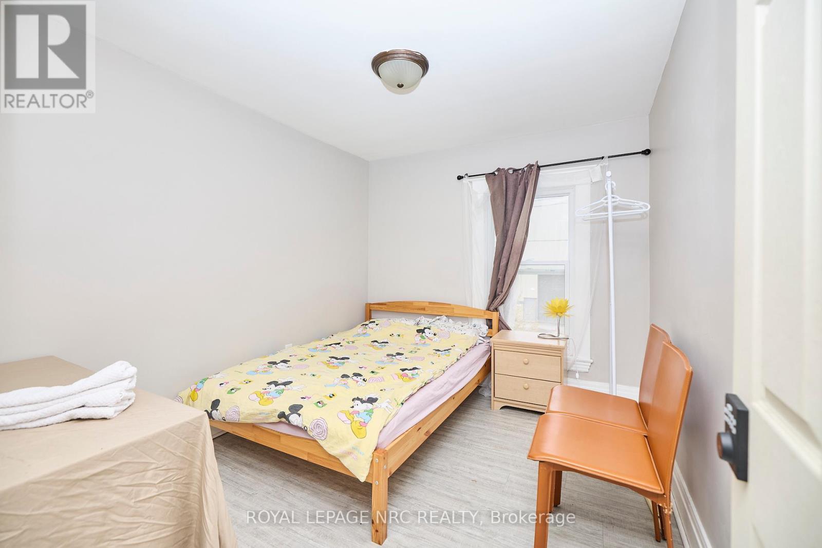 45 Pine Street N, Thorold (Thorold Downtown), Ontario  L2V 2P1 - Photo 13 - X11905543