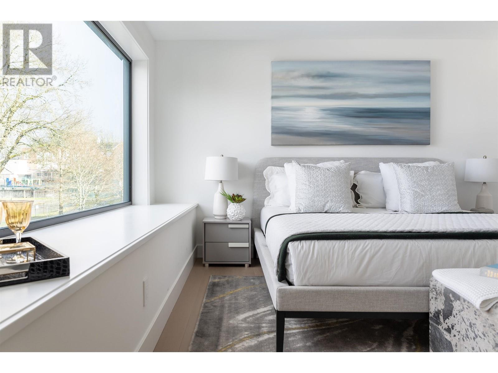 1 2474 E 21ST AVENUE