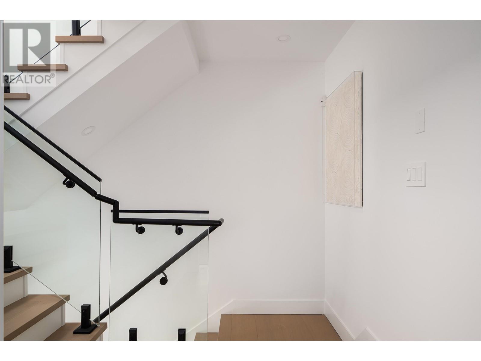 1 2474 E 21ST AVENUE