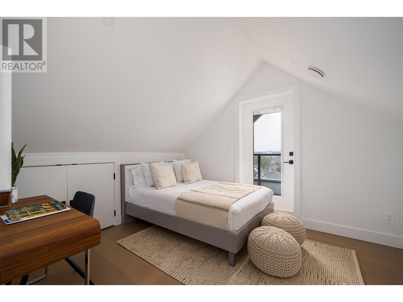 1 2474 E 21ST AVENUE