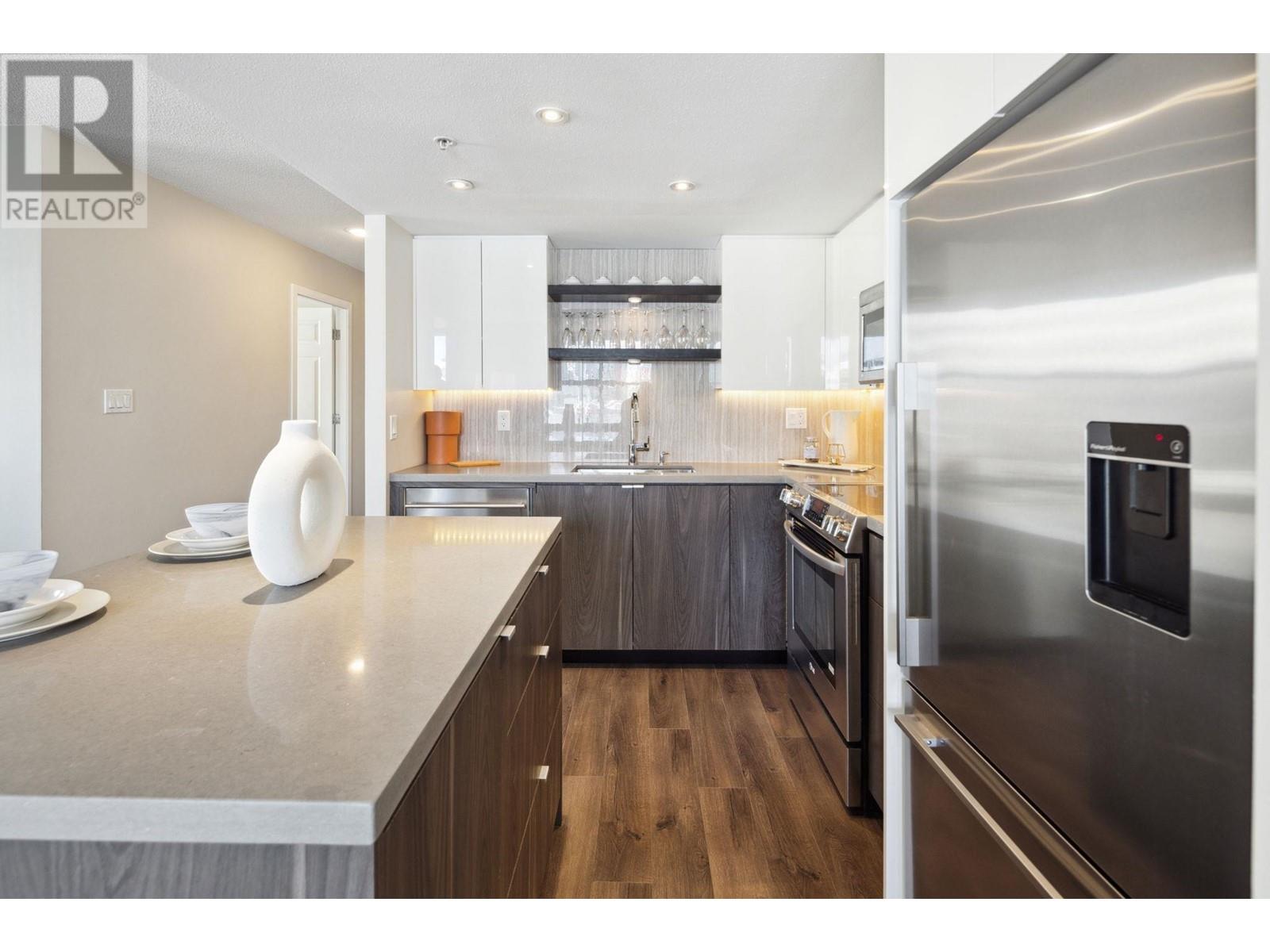 Listing Picture 18 of 40 : 501 1255 MAIN STREET, Vancouver / 溫哥華 - 魯藝地產 Yvonne Lu Group - MLS Medallion Club Member