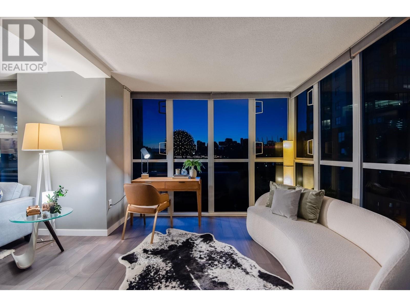 Listing Picture 29 of 40 : 501 1255 MAIN STREET, Vancouver / 溫哥華 - 魯藝地產 Yvonne Lu Group - MLS Medallion Club Member