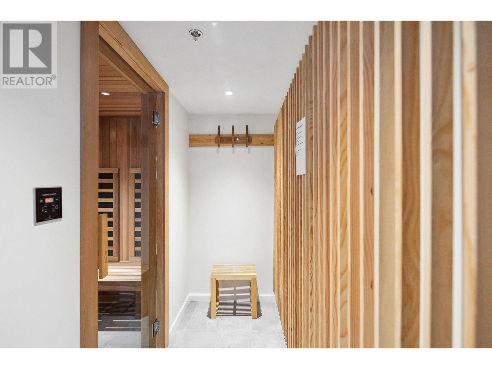 Listing Picture 36 of 40 : 501 1255 MAIN STREET, Vancouver / 溫哥華 - 魯藝地產 Yvonne Lu Group - MLS Medallion Club Member