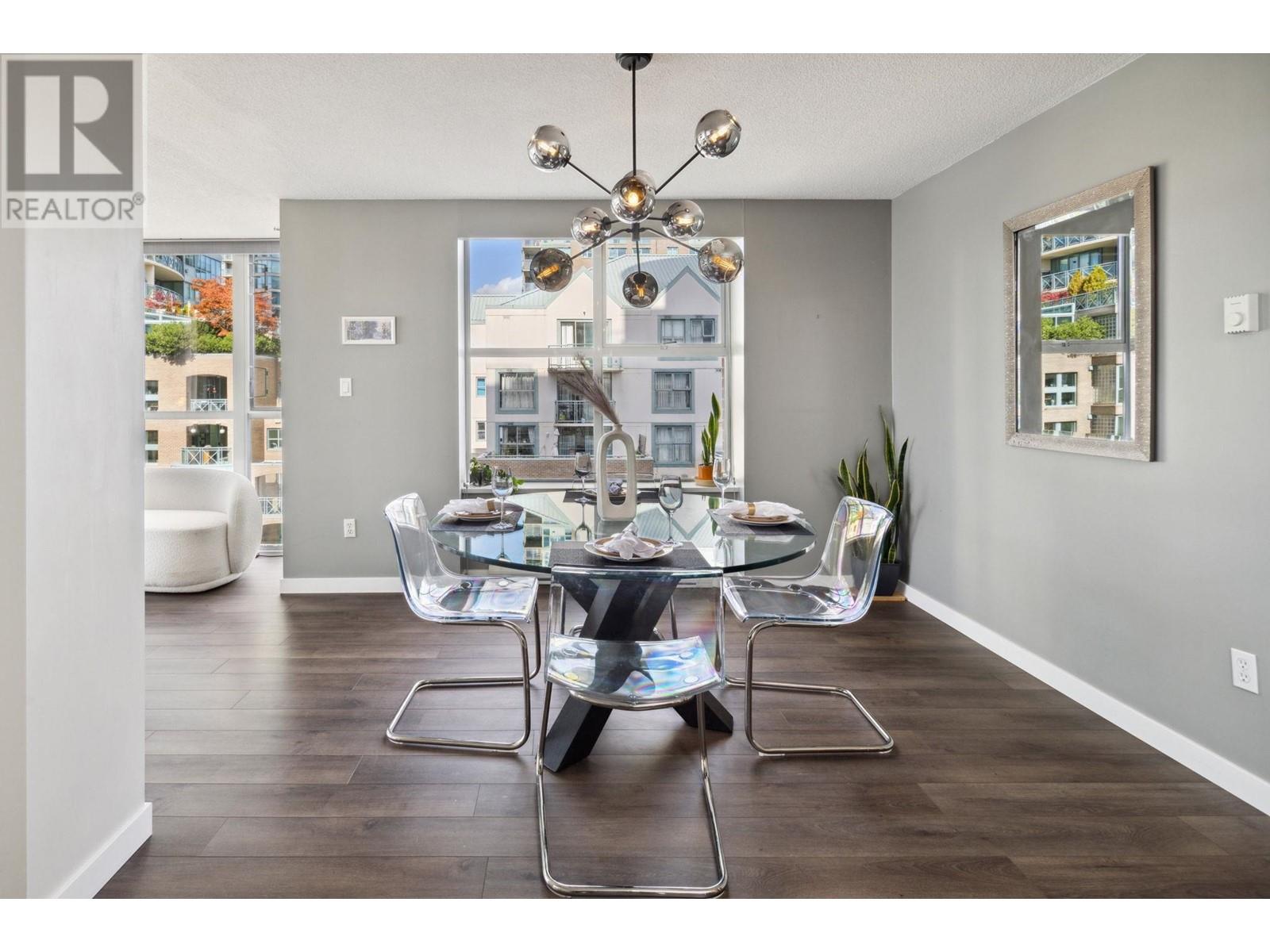 Listing Picture 9 of 40 : 501 1255 MAIN STREET, Vancouver / 溫哥華 - 魯藝地產 Yvonne Lu Group - MLS Medallion Club Member