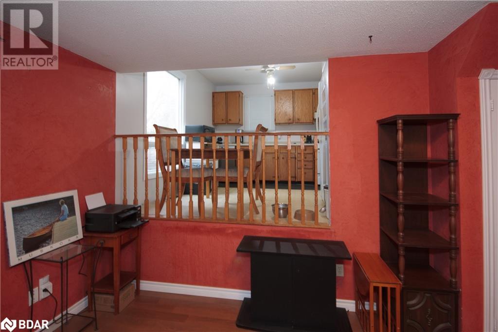 17 Mcconkey Place, Barrie, Ontario  L4N 6H1 - Photo 11 - 40687275