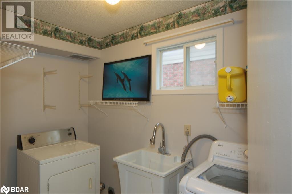 17 Mcconkey Place, Barrie, Ontario  L4N 6H1 - Photo 12 - 40687275