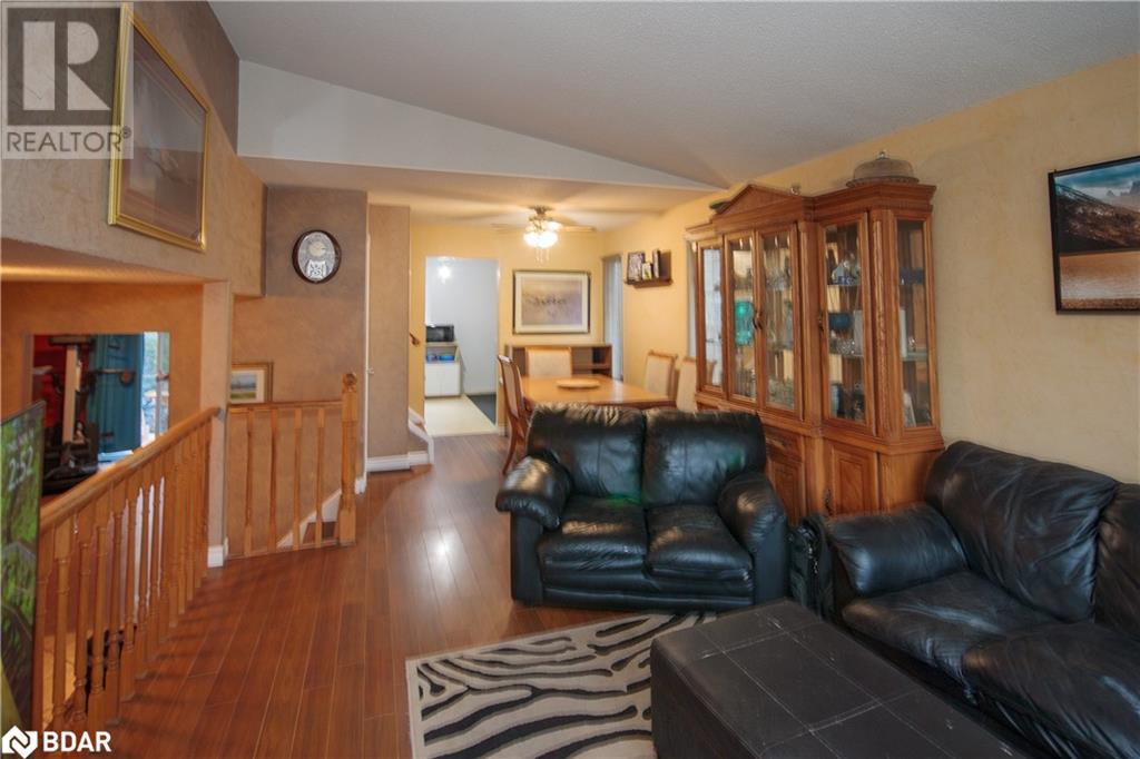 17 Mcconkey Place, Barrie, Ontario  L4N 6H1 - Photo 5 - 40687275