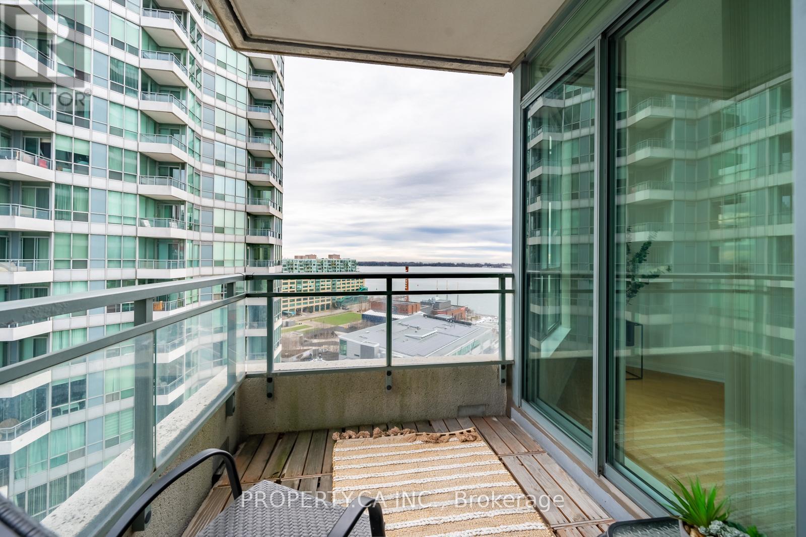 1815 - 230 Queens Quay W, Toronto, Ontario  M5J 2Y7 - Photo 21 - C11822353