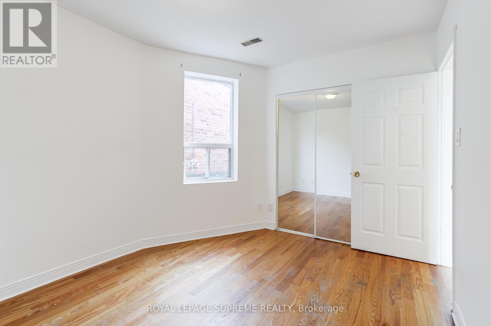 2nd - 1272 St Clair Avenue W, Toronto, Ontario  M6E 1B9 - Photo 15 - W11905501